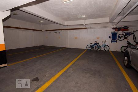 Apartamento para alugar com 220m², 3 quartos e 2 vagas Apartamento para alugar com 220m², 3 quartos e 2 vagasGaragem
