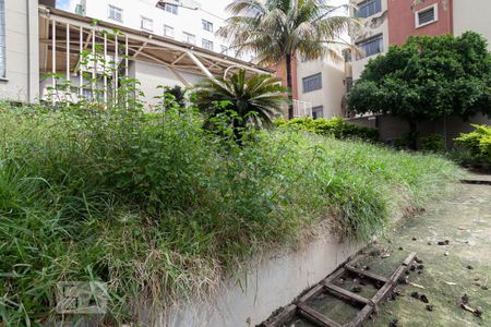 Casa à venda com 240m², 3 quartos e 1 vaga Casa à venda com 240m², 3 quartos e 1 vagaEntrada