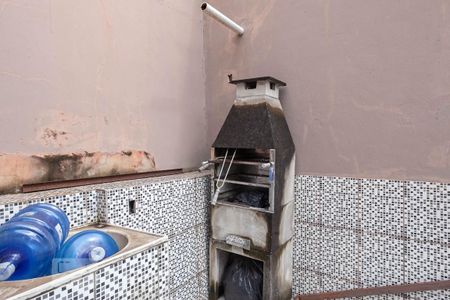 Casa à venda com 240m², 3 quartos e 1 vaga Casa à venda com 240m², 3 quartos e 1 vagaQuintal - Churrasqueira