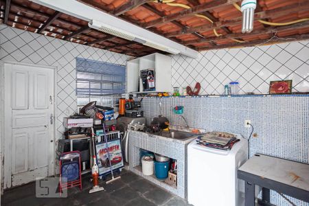 Casa à venda com 240m², 3 quartos e 1 vaga Casa à venda com 240m², 3 quartos e 1 vagaÁrea de serviço