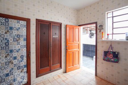 Casa à venda com 240m², 3 quartos e 1 vaga Casa à venda com 240m², 3 quartos e 1 vagaCozinha 1