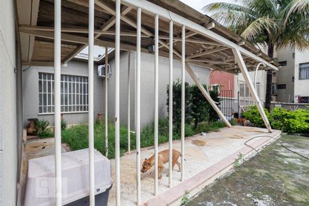 Casa à venda com 240m², 3 quartos e 1 vaga Casa à venda com 240m², 3 quartos e 1 vagaEntrada