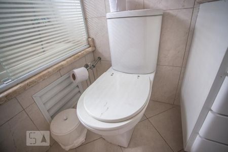 Casa à venda com 482m², 3 quartos e 6 vagas Casa à venda com 482m², 3 quartos e 6 vagasVaso