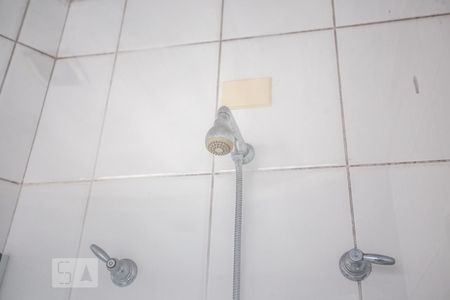 Casa à venda com 482m², 3 quartos e 6 vagas Casa à venda com 482m², 3 quartos e 6 vagasChuveiro