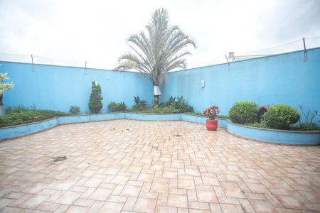 Casa à venda com 482m², 3 quartos e 6 vagas Casa à venda com 482m², 3 quartos e 6 vagasQuintal