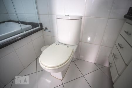 Casa à venda com 482m², 3 quartos e 6 vagas Casa à venda com 482m², 3 quartos e 6 vagasVaso