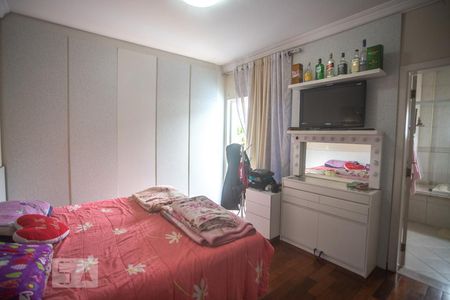 Casa à venda com 482m², 3 quartos e 6 vagas Casa à venda com 482m², 3 quartos e 6 vagasSuíte 3