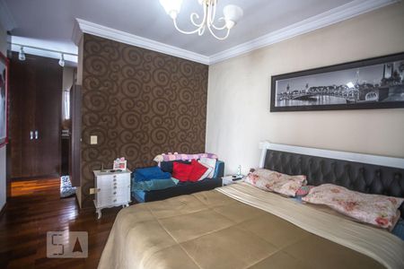 Casa à venda com 482m², 3 quartos e 6 vagas Casa à venda com 482m², 3 quartos e 6 vagasSuíte 2