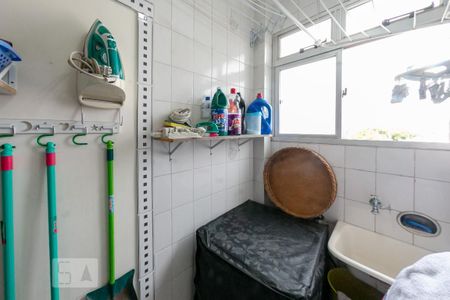 Apartamento à venda com 67m², 3 quartos e 1 vagaÁrea de Serviço