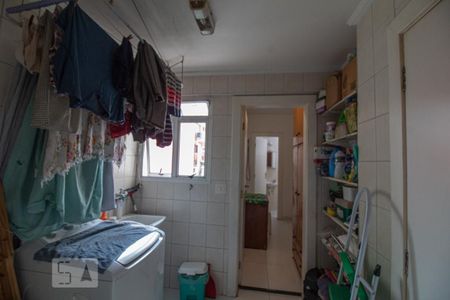Apartamento para alugar com 141m², 3 quartos e 3 vagas Apartamento para alugar com 141m², 3 quartos e 3 vagasÁrea de Serviço