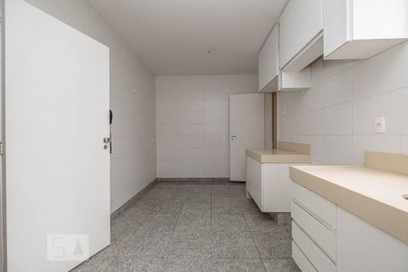 Apartamento à venda com 135m², 4 quartos e 3 vagas Apartamento à venda com 135m², 4 quartos e 3 vagasCozinha