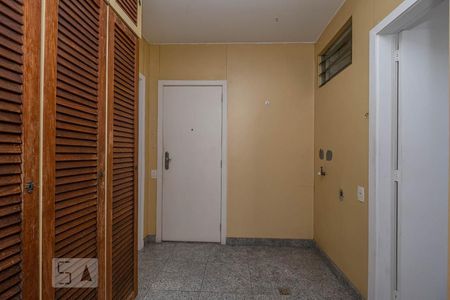 Apartamento à venda com 135m², 4 quartos e 3 vagas Apartamento à venda com 135m², 4 quartos e 3 vagasÁrea de Serviço