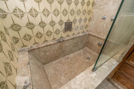 Apartamento à venda com 135m², 4 quartos e 3 vagas Apartamento à venda com 135m², 4 quartos e 3 vagasBanheiro Suíte 1