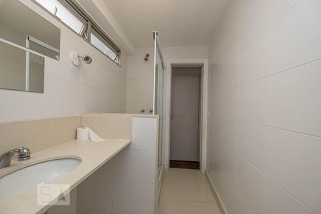 Apartamento à venda com 135m², 4 quartos e 3 vagas Apartamento à venda com 135m², 4 quartos e 3 vagasBanheiro Suíte 2