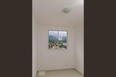 Quarto 1 de apartamento para alugar com 2 quartos, 65m² em Vila Avelina, Nova Iguaçu