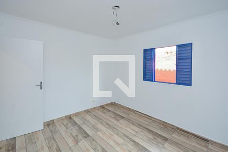 Quarto 2 de casa para alugar com 3 quartos, 200m² em Vila Constança, São Paulo