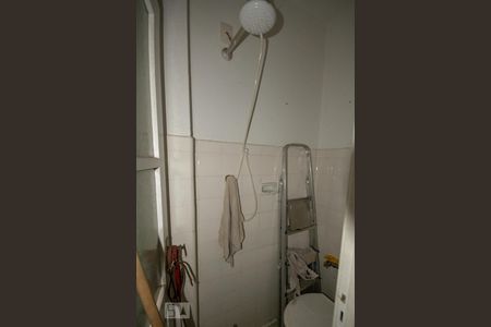 Apartamento à venda com 60m², 2 quartos e sem vaga Apartamento à venda com 60m², 2 quartos e sem vagaBanheiro de Serviço