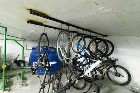 Apartamento à venda com 37m², 1 quarto e 1 vaga Apartamento à venda com 37m², 1 quarto e 1 vagaÁrea Comum - Bicicletário