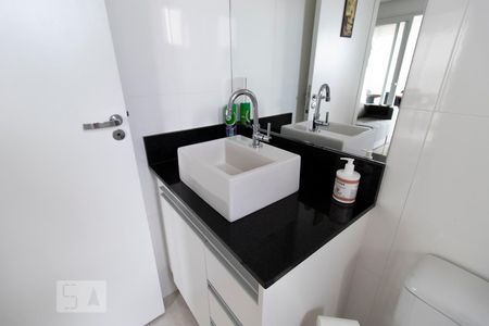 Apartamento à venda com 37m², 1 quarto e 1 vaga Apartamento à venda com 37m², 1 quarto e 1 vagaBanheiro