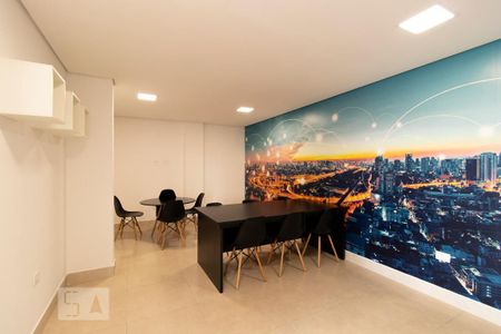 Apartamento à venda com 37m², 1 quarto e 1 vaga Apartamento à venda com 37m², 1 quarto e 1 vagaÁrea Comum - Sala de Reuniões (Home Office)