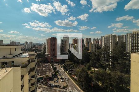 Apartamento à venda com 155m², 2 quartos e 3 vagas Apartamento à venda com 155m², 2 quartos e 3 vagasVista da Varanda da Suíte
