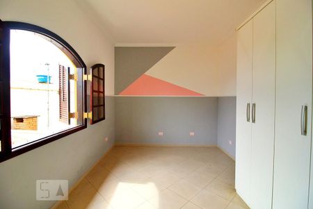 Casa à venda com 284m², 3 quartos e 3 vagasQuarto 3