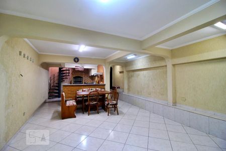 Casa à venda com 284m², 3 quartos e 3 vagasChurrasqueira