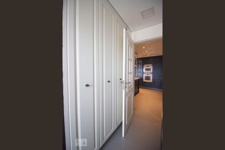 Apartamento à venda com 146m², 2 quartos e 3 vagasÁrea de Serviço