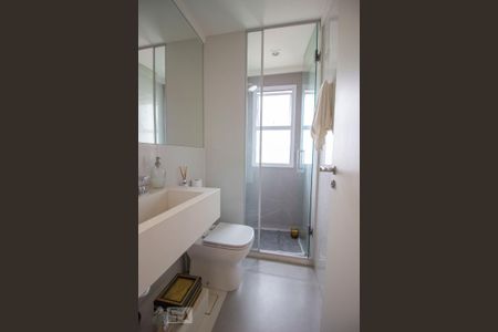 Apartamento à venda com 146m², 2 quartos e 3 vagasBanheiro da Suíte 2