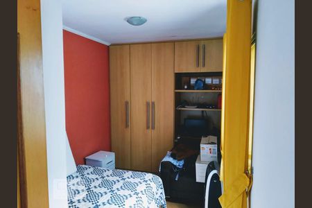 Casa à venda com 170m², 4 quartos e 2 vagas Casa à venda com 170m², 4 quartos e 2 vagasQuarto