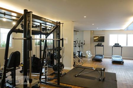 Apartamento à venda com 138m², 2 quartos e 2 vagasÁrea comum - Academia