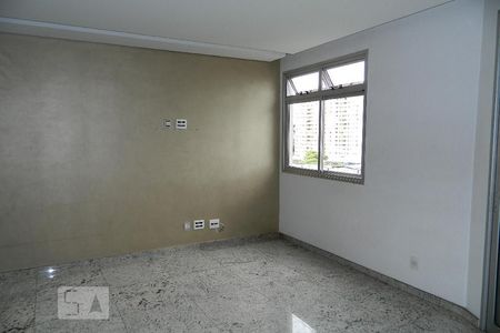 Sala de apartamento para alugar com 3 quartos, 94m² em Castelo, Belo Horizonte