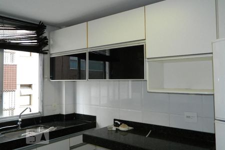 Apartamento para alugar com 94m², 3 quartos e 2 vagasCozinha