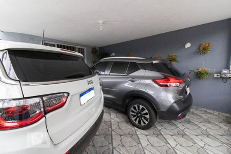 Casa à venda com 198m², 5 quartos e 4 vagas Casa à venda com 198m², 5 quartos e 4 vagasGaragem