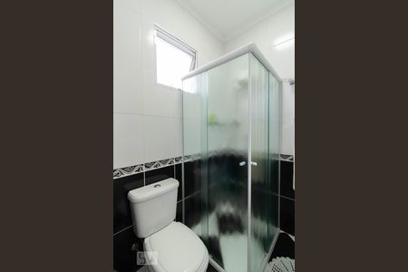 Casa à venda com 198m², 5 quartos e 4 vagas Casa à venda com 198m², 5 quartos e 4 vagasBanheiro da Suíte 2