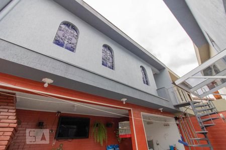 Casa à venda com 198m², 5 quartos e 4 vagas Casa à venda com 198m², 5 quartos e 4 vagasSuíte Externa
