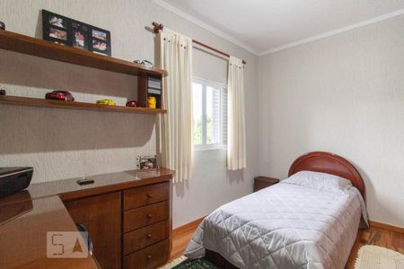 Casa à venda com 198m², 5 quartos e 4 vagas Casa à venda com 198m², 5 quartos e 4 vagasQuarto 3