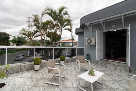 Casa à venda com 198m², 5 quartos e 4 vagas Casa à venda com 198m², 5 quartos e 4 vagasSacada da Suíte 1