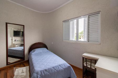 Casa à venda com 198m², 5 quartos e 4 vagas Casa à venda com 198m², 5 quartos e 4 vagasSuíte 2