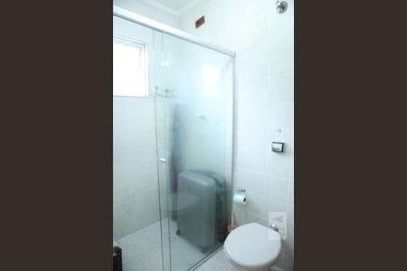 Casa à venda com 150m², 3 quartos e 4 vagasBanheiro da Suíte 2