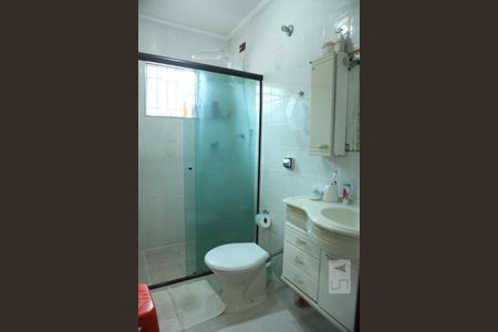 Casa à venda com 150m², 3 quartos e 4 vagasBanheiro da Suíte 3