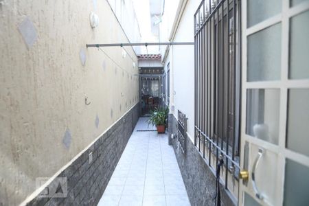 Casa à venda com 150m², 3 quartos e 4 vagasCorredor da Lateral