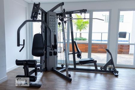 Apartamento à venda com 140m², 2 quartos e 2 vagas Apartamento à venda com 140m², 2 quartos e 2 vagasAcademia