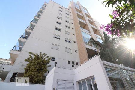 Apartamento à venda com 140m², 2 quartos e 2 vagas Apartamento à venda com 140m², 2 quartos e 2 vagasFachada