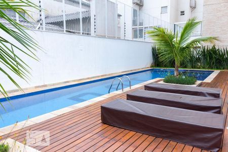 Apartamento à venda com 140m², 2 quartos e 2 vagas Apartamento à venda com 140m², 2 quartos e 2 vagasPiscina