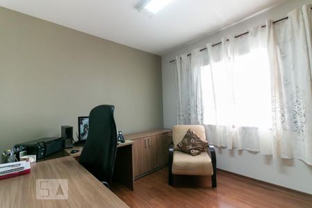 Casa à venda com 250m², 4 quartos e 5 vagas Casa à venda com 250m², 4 quartos e 5 vagasQuarto 2