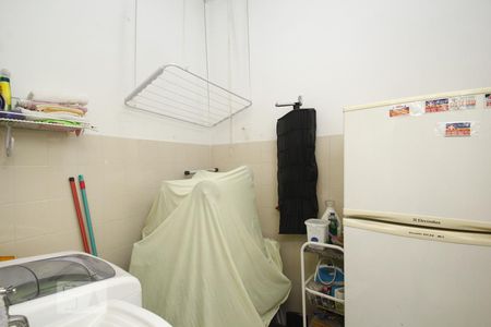 Apartamento para alugar com 70m², 2 quartos e sem vagaQuarto de Serviço