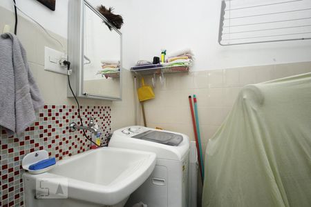 Apartamento para alugar com 70m², 2 quartos e sem vagaQuarto de Serviço