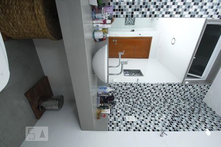 Apartamento para alugar com 70m², 2 quartos e sem vagaBanheiro