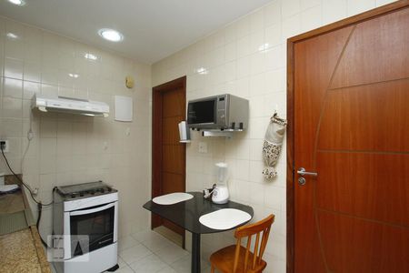 Apartamento para alugar com 70m², 2 quartos e sem vagaCozinha